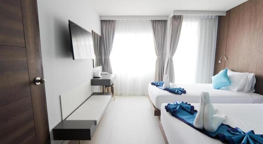 Elegancy Sansabai Hotel Patong Ngoại thất bức ảnh